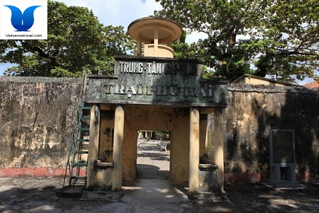 VCD30. Cảng Bến Đầm - Bãi Nhát - Chùa Núi Một - Dinh chúa Đảo - Nghĩa trang Hàng Dương 3 Ngày 2 Đêm Khởi Hành Từ Hà Nội