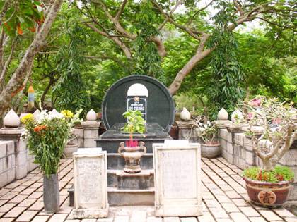 Chương Trình Hành Hương: Viếng Mộ Võ Thị Sáu Người Con Gái Kiên Trung