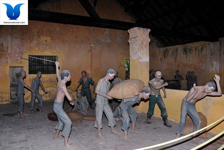 Dinh chúa Đảo - Chuồng cọp kiểu Pháp - Chuồng cọp kiểu Mỹ - Khu biệt lập Chuồng Bò - Nghĩa trang Hàng Dương 2 Ngày 1 Đêm Khởi Hành Từ Hà Nội