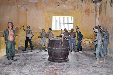 Hà Nội - Cần Thơ - Côn Đảo - Hồ Chí Minh - Khởi Hành Chủ Nhật Hàng Tuần