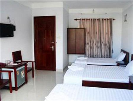 Khách sạn Quỳnh Anh