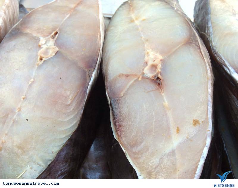 Thưởng Thức Hương Vị Biển Trong Cá Thu Một Nắng Côn Đảo - Ảnh 1 Thưởng Thức Hương Vị Biển Trong Cá Thu Một Nắng Côn Đảo - Ảnh 1