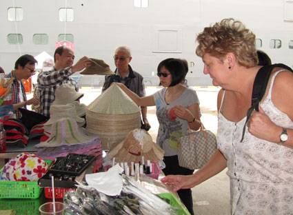 Bà Rịa Vũng Tàu Thu Hút khách thăm quan Tàu Biển - Ảnh 5