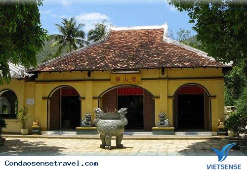 Các địa điểm thăm quan tâm linh ở Côn Đảo vào mùa xuân - Ảnh 3 Các địa điểm thăm quan tâm linh ở Côn Đảo vào mùa xuân - Ảnh 3