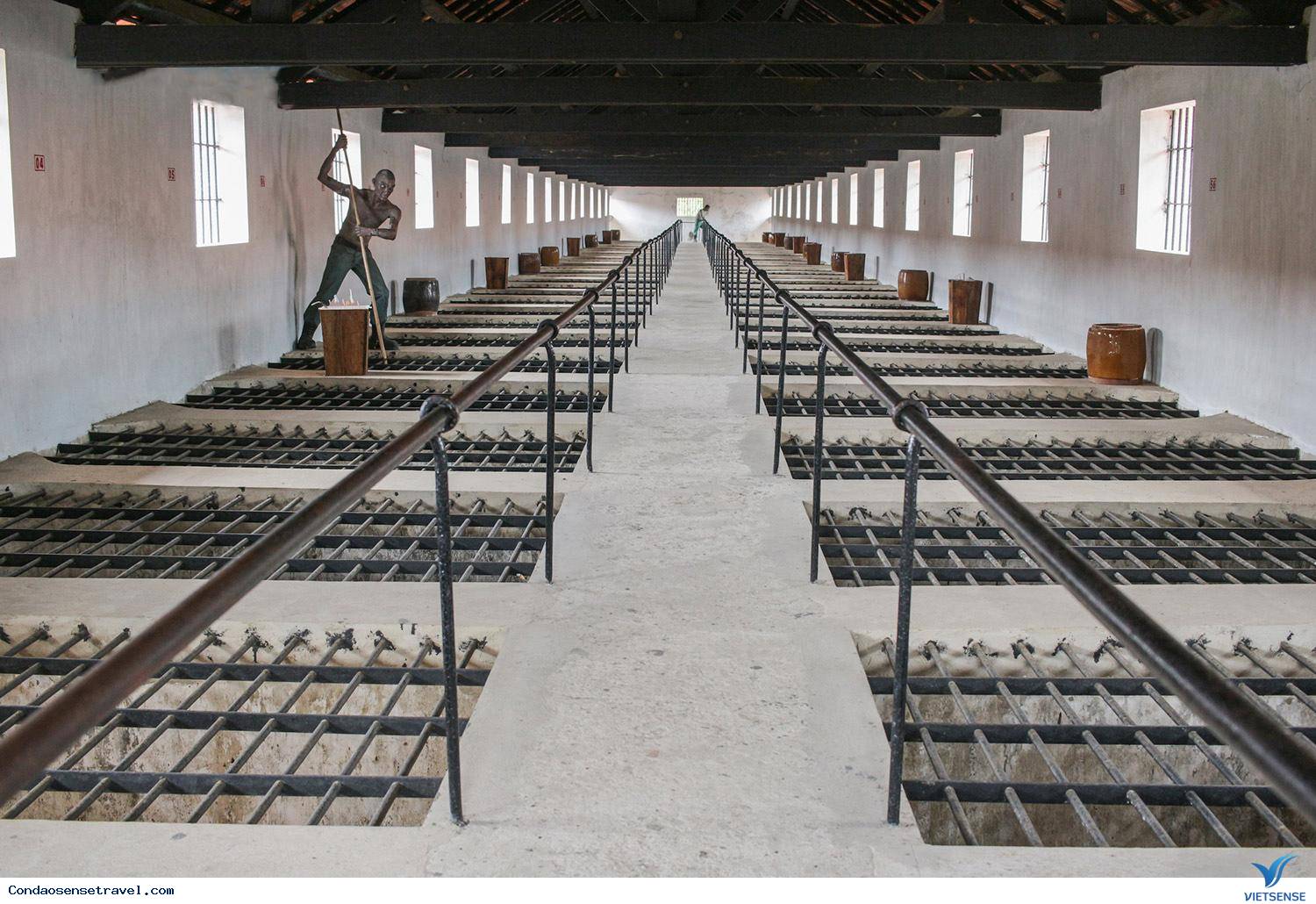 Các nhà tù Côn Đảo - Ảnh 4