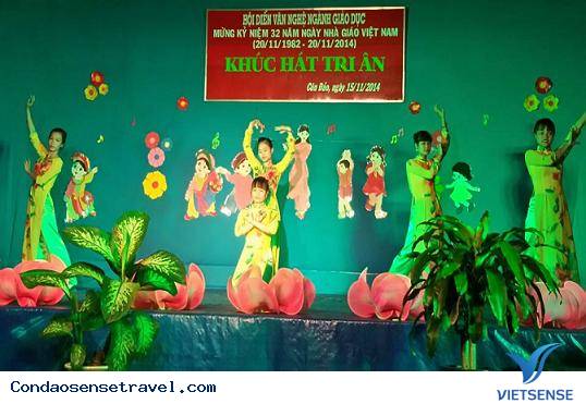 Côn Đảo Tổ Chức "Tiếng Hát Tri Ân" Mừng Ngày Nhà Giáo Việt Nam - Ảnh 1 Côn Đảo Tổ Chức "Tiếng Hát Tri Ân" Mừng Ngày Nhà Giáo Việt Nam - Ảnh 1