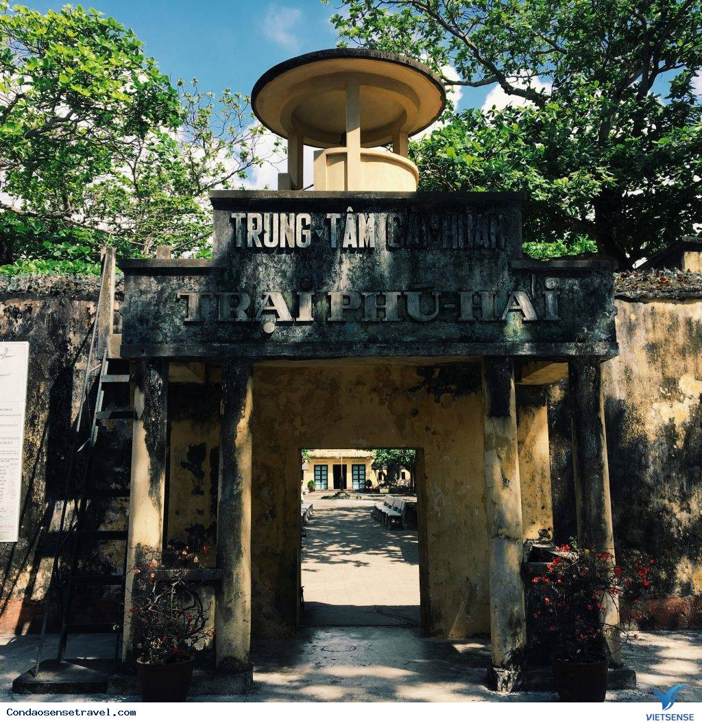 Nhà tù Côn Đảo - Ảnh 1 Nhà tù Côn Đảo - Ảnh 1