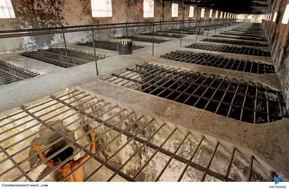Nhà tù Côn Đảo - Ảnh 2 Nhà tù Côn Đảo - Ảnh 2